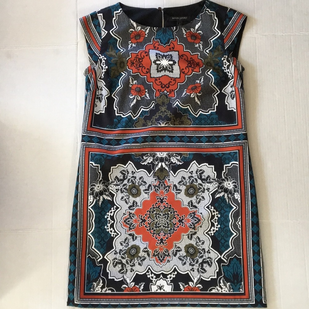 Banana Republic Dress Sleeveless Sheath Size 2